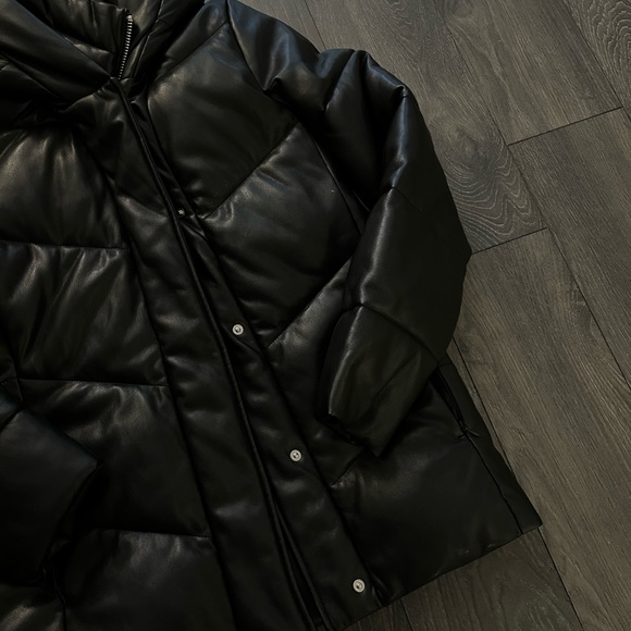 Abercrombie, vegan leather winter coat - Picture 6 of 11
